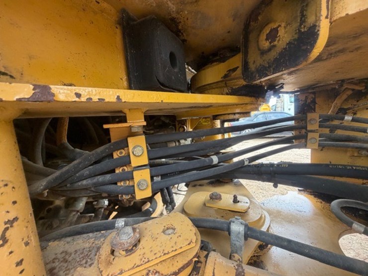 caterpillar-914g-image-39