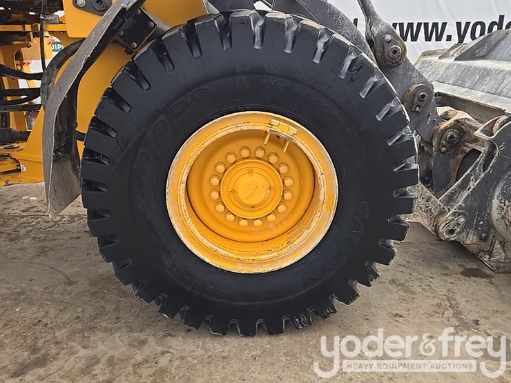 2021-volvo-l90h-image-16