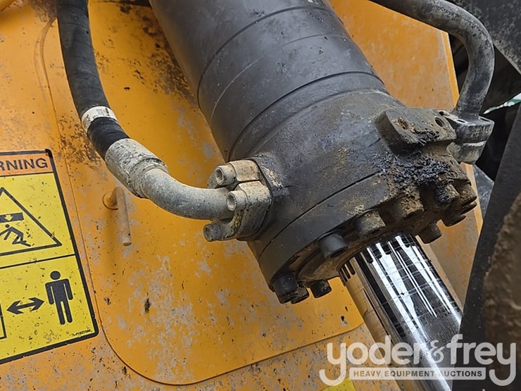 2021-volvo-l90h-image-40