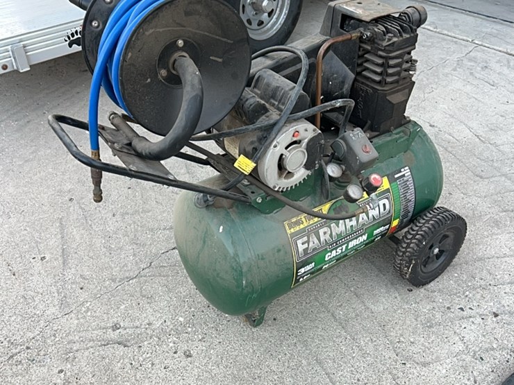 farmhand-air-compressor,-5-hp,-used-little,-has-hose-and-reel-self-contained.-image-4