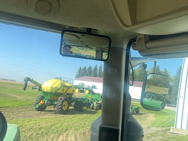 2016-john-deere-9520r-image-145