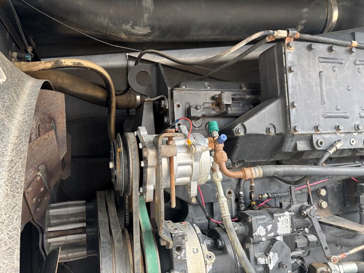 1998-versatile-9682-image-28