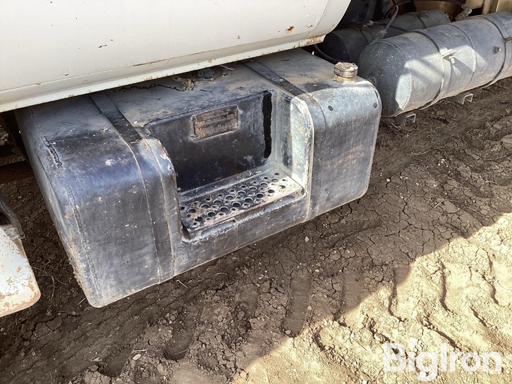 1975-chevorlet-c65-t/a-grain-truck-image-11