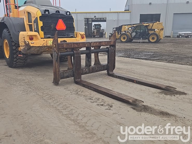 2017-volvo-l110h-image-16