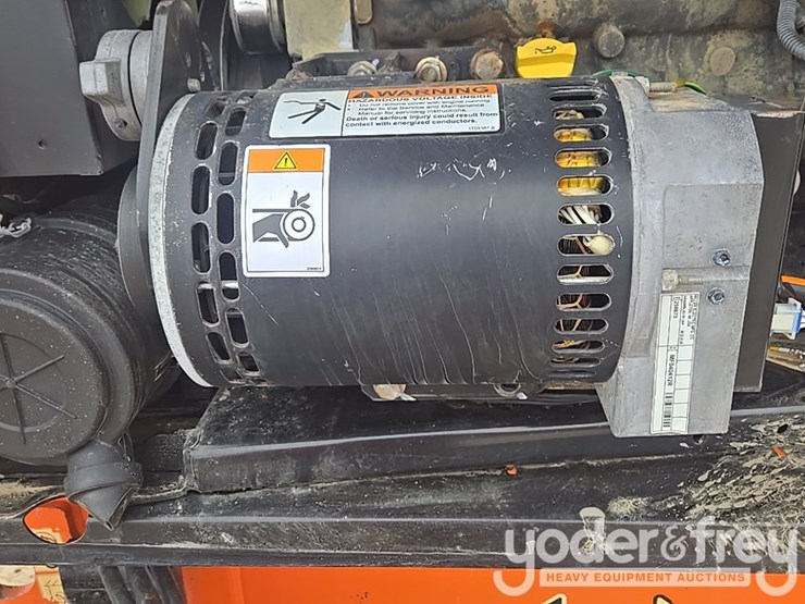 2015-jlg-600s-image-28