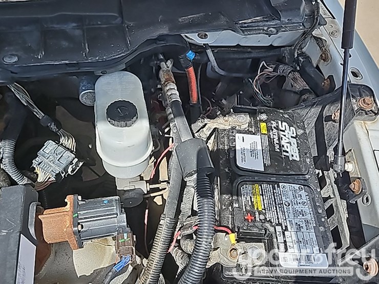 2010-dodge-ram-3500-image-25