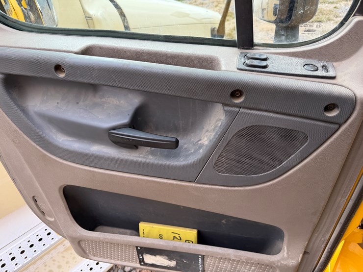 #40954-•-2016-freightliner-t/a-daycab-truck-tractor-3akjgedv4gsgw5933-image-70