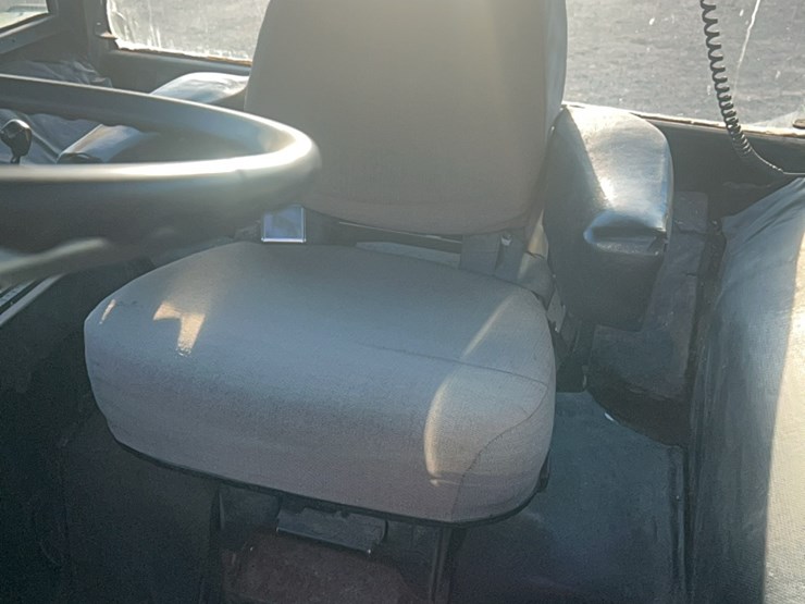 john-deere-4430-image-45