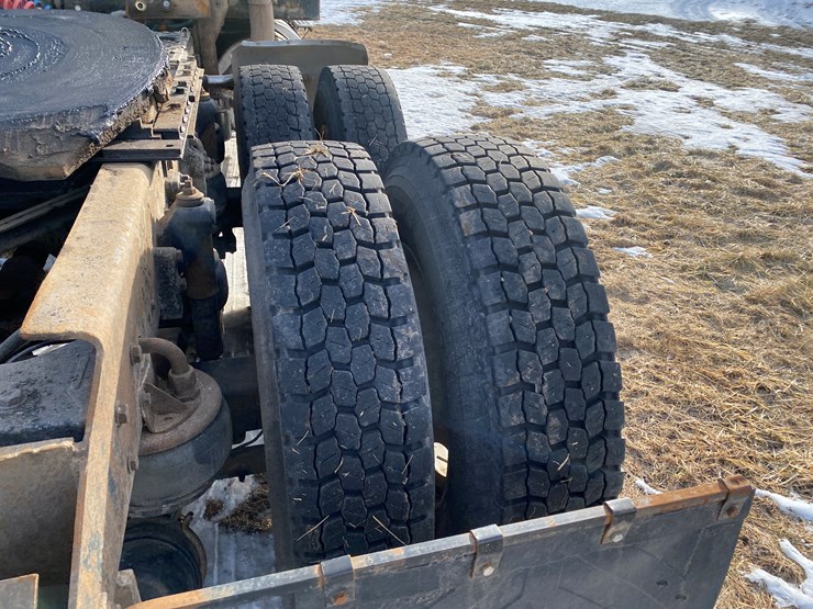 1999-kenworth-t800-image-29