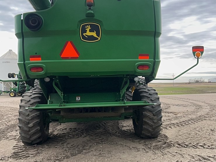 2014-john-deere-s680-image-58