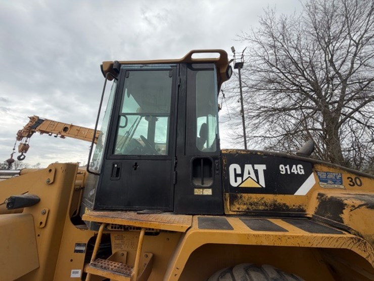 caterpillar-914g-image-12