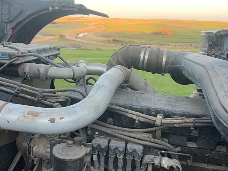 2003-peterbilt-379-image-31