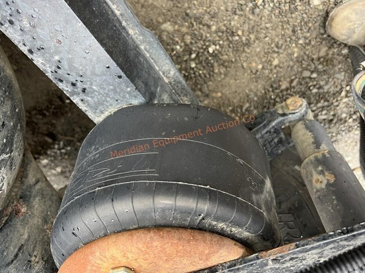 2012-kenworth-t600-image-24