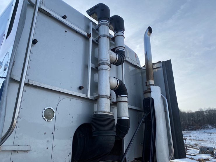 2003-freightliner-argosy-image-18