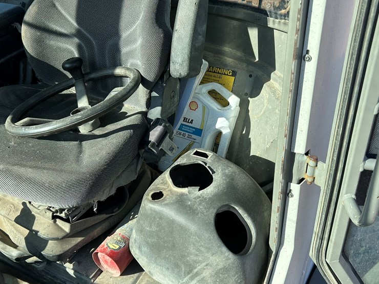 takeuchi-tw80-image-58