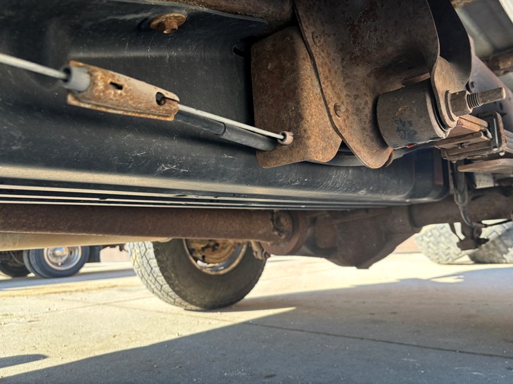 2005-chevrolet-2500-image-56