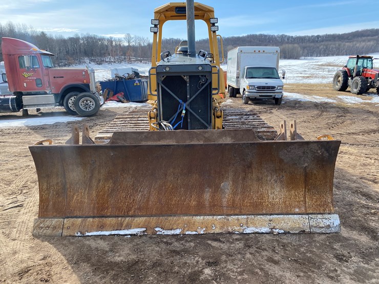 2004-deere-700h-lgp-image-2