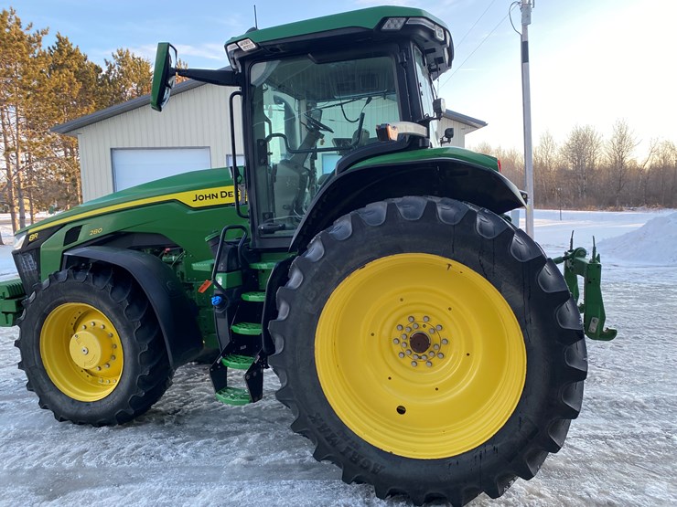 2022-john-deere-8r-280-image-17