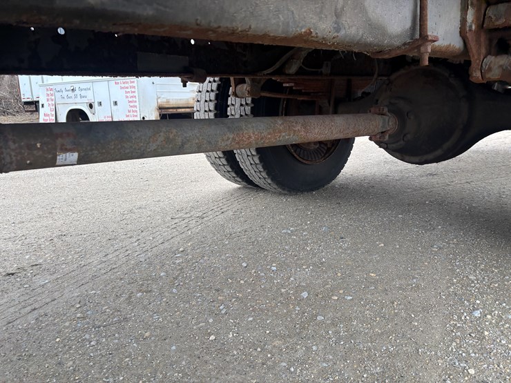 2000-international-4700-image-57