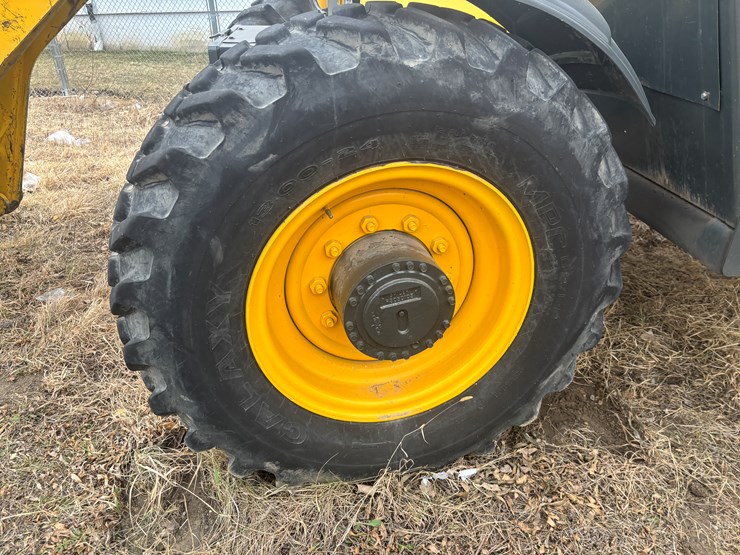 #2310-•-2004-gehl-rs8-telehandler-image-67