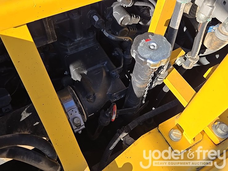 2022-komatsu-pc360-lc-11-image-65