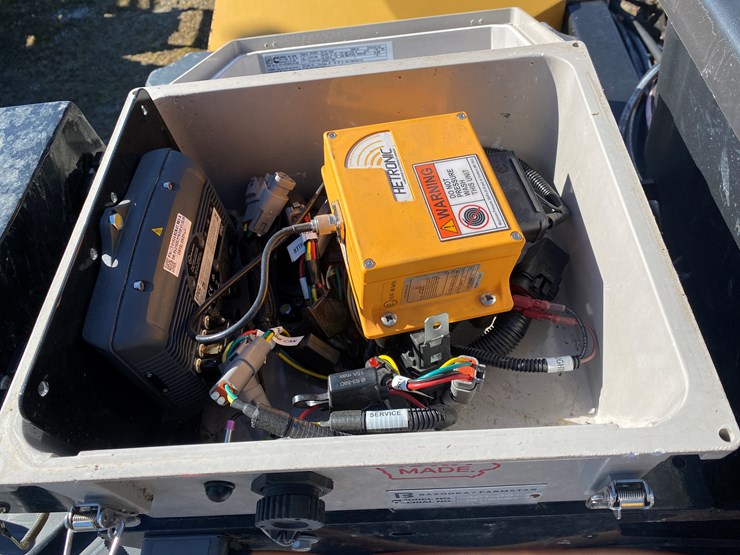 #200-•-2024-bazooka-farmstar-wolverine-lagoon-crawler-(st.-nazianz,-wi)-image-32