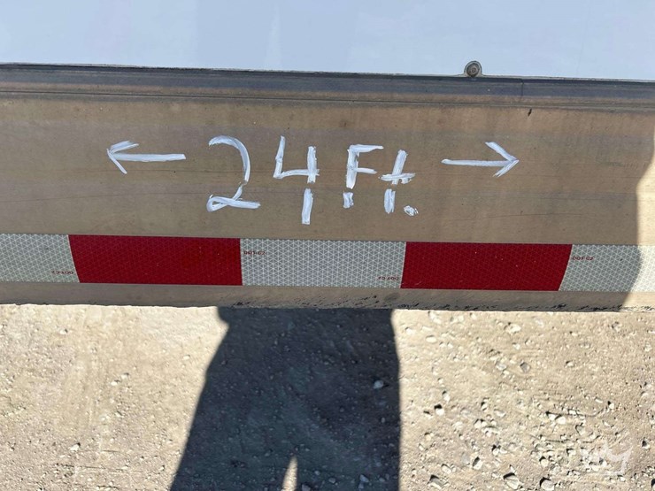 2018-sundowner-fd-306-rev-a-24ft.-t/a-enclosed-gooseneck-trailer-image-6