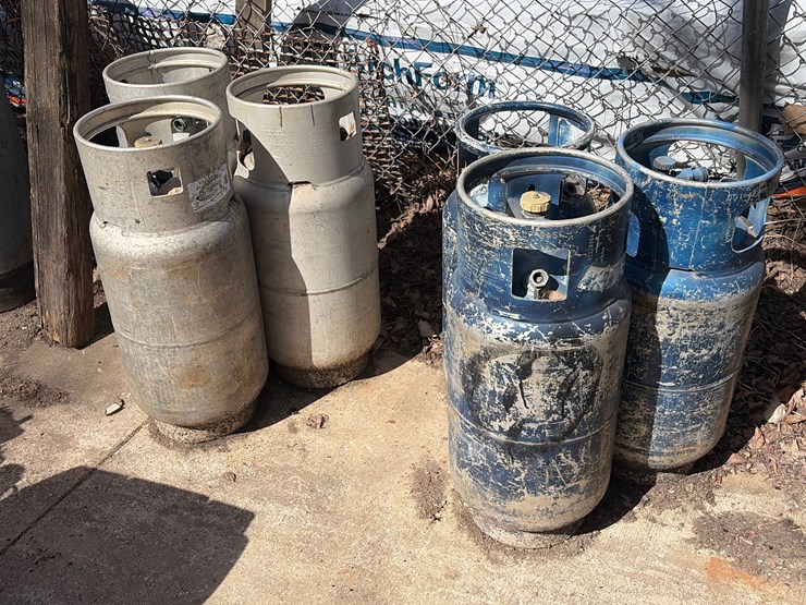 #9-•-propane-tanks-image-5
