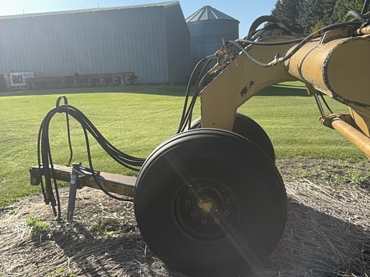 10-yard-ashland-scraper,-hydraulic-push-off,-very-heavy-duty,-works-good-image-4