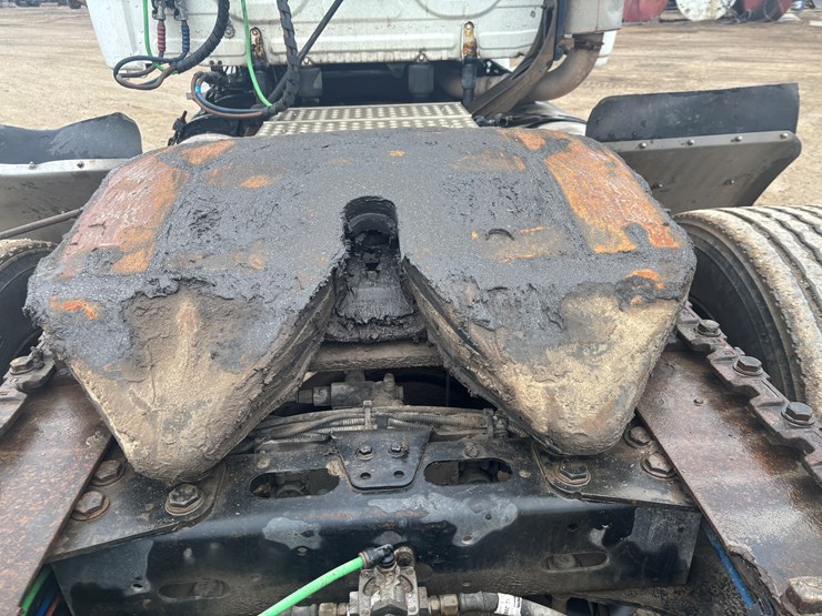 2016-freightliner-cascadia-113-image-67