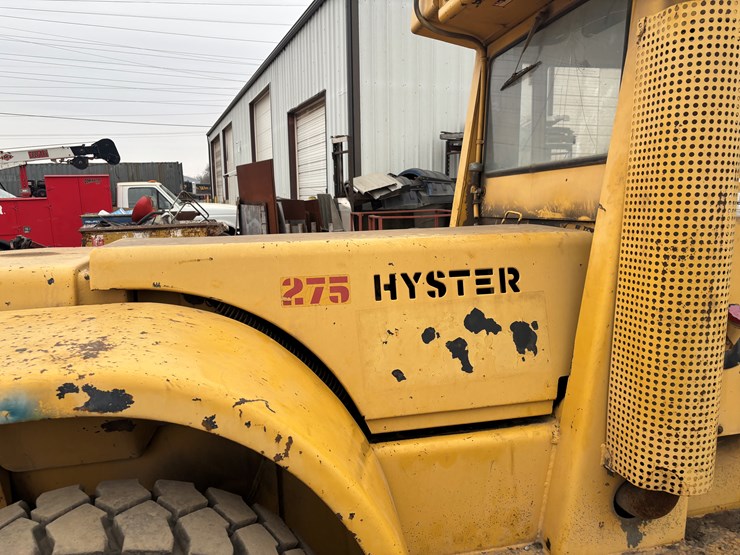 #2302-•-hyster-275-forklift-image-19