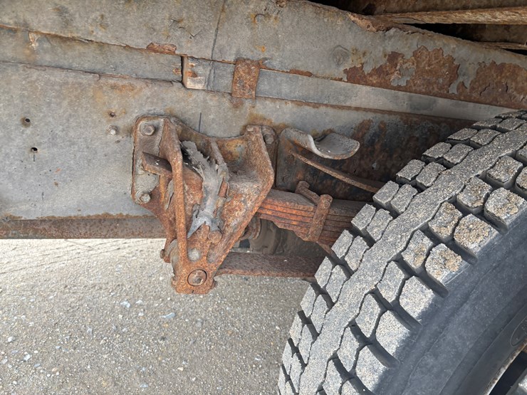 2000-international-4700-image-56