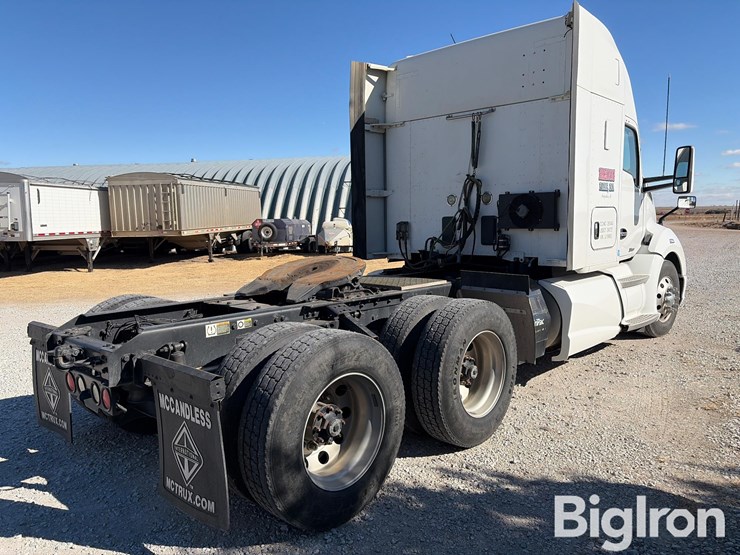 2018-kenworth-t680-image-5