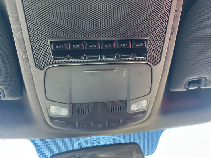 2018-ford-f350-image-40