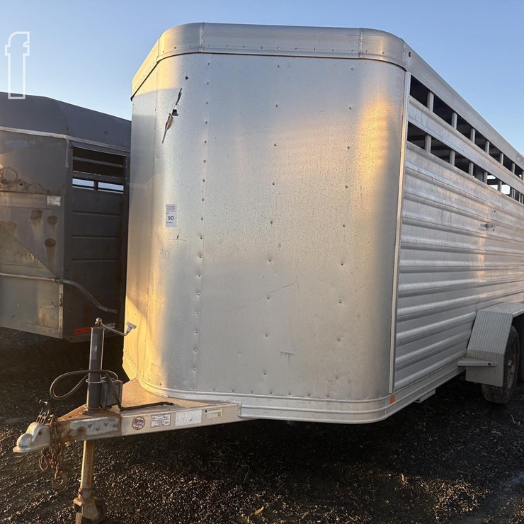 2012 FEATHERLITE 16 ft