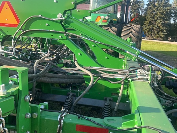 2018-john-deere-1910-image-169