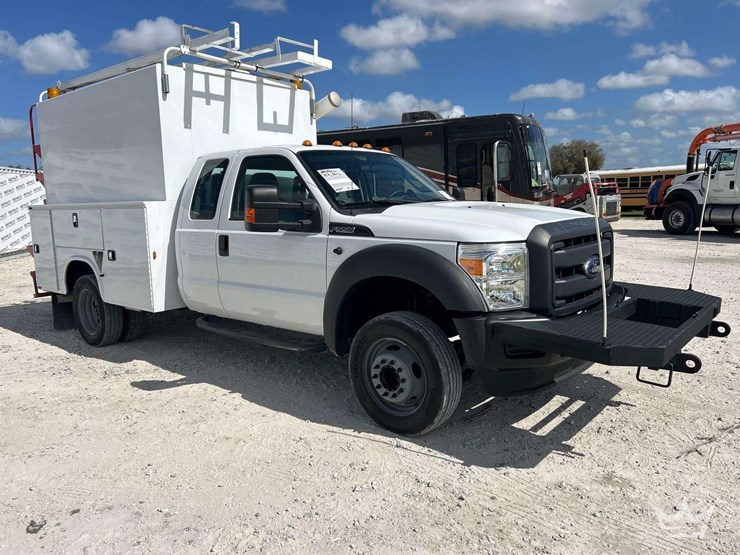 2016-ford-f550-image-2