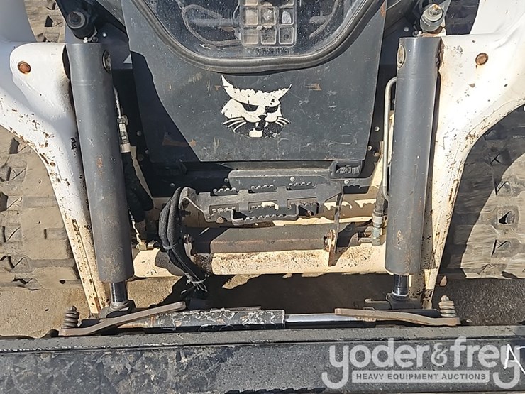 2021-bobcat-t66-image-23
