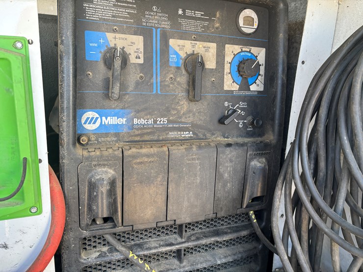 2011-miller-bobcat-225-image-78