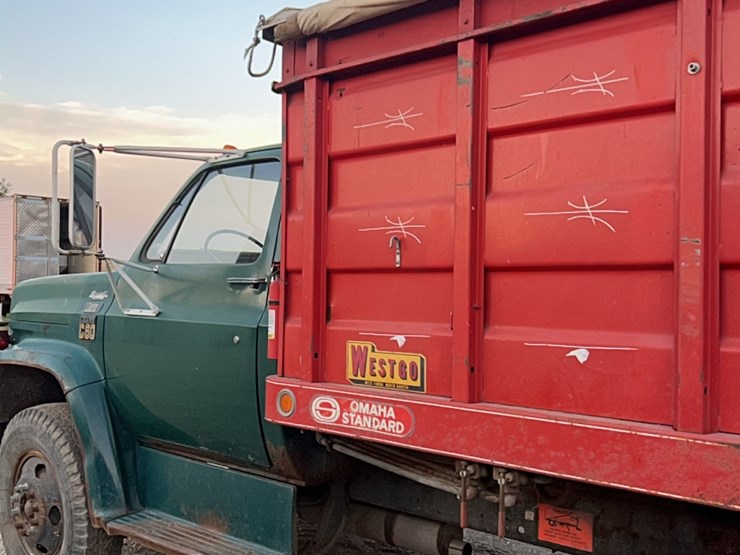 1975-chevrolet-c60-image-58