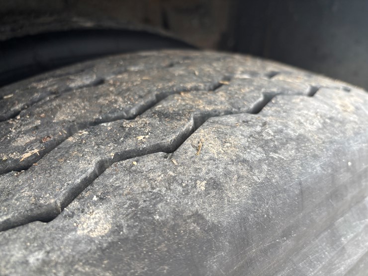 2001-hackney-beverage-trailer-image-43