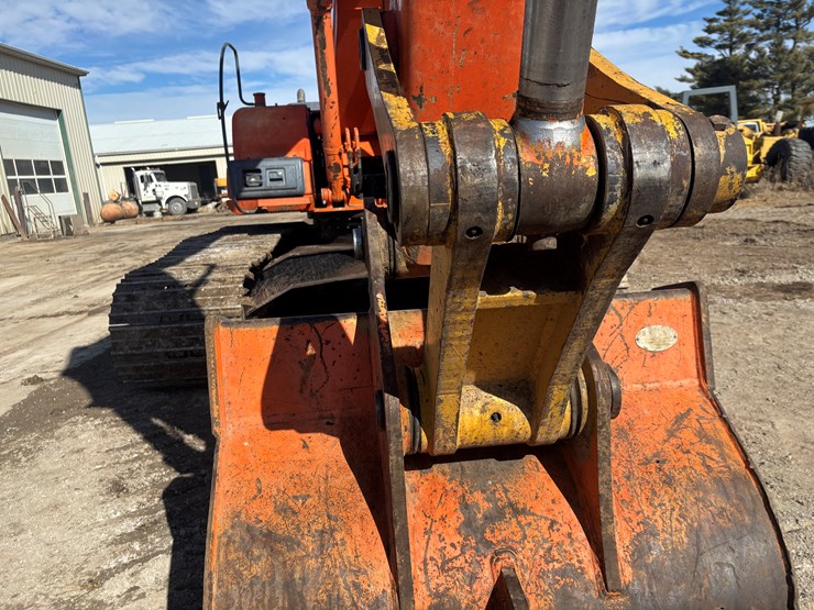 hitachi-ex200-lc-image-44