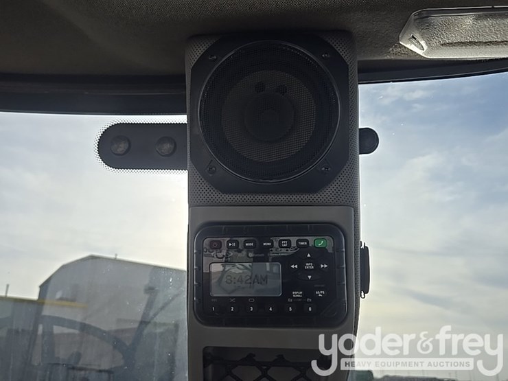 2022-case-590sn-image-82