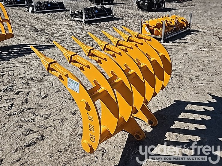 caterpillar-307-image-2