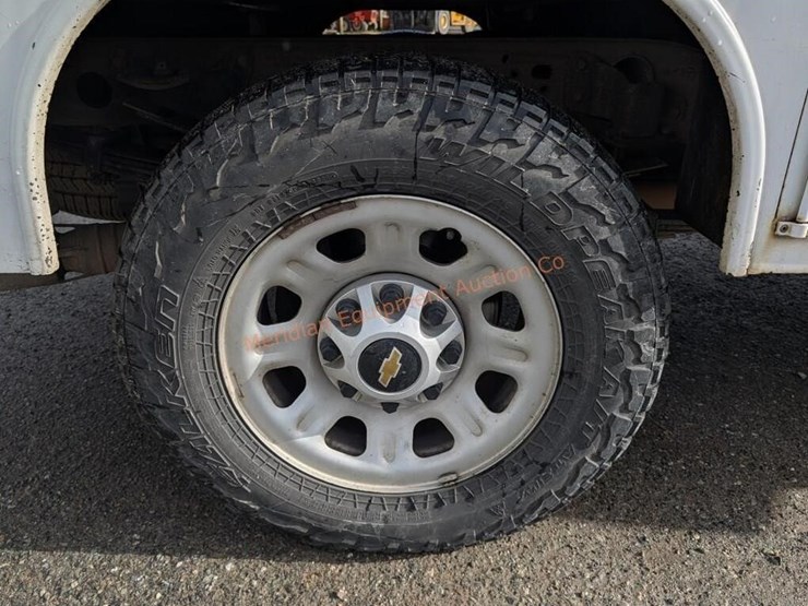 2017-chevrolet-silverado-3500-image-47