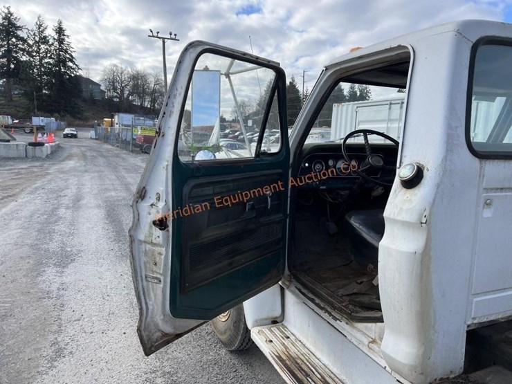 1975-ford-f600-image-26