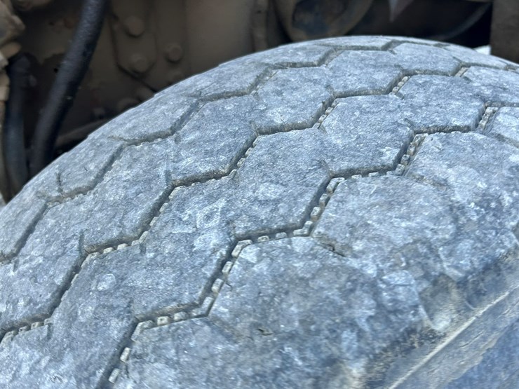 2002-international-7400-image-70