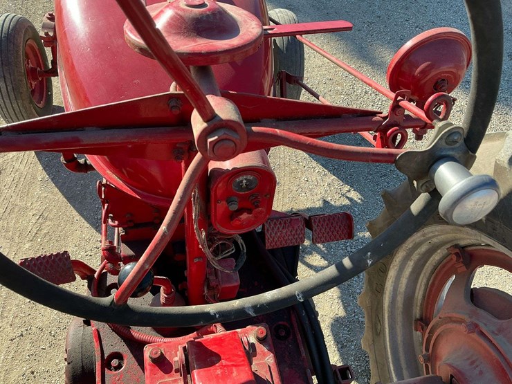 ih-farmall-super-m,-gas,-wf,-power-steering,-pto,-13.6-38-tires,-s/n-41011-image-7