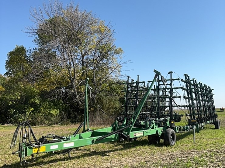 70’-summers-heavy-harrow,-hydraulic-down-pressure,-auto-fold-image-40