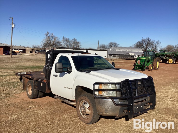 2008-chevrolet-silverado-3500-image-3